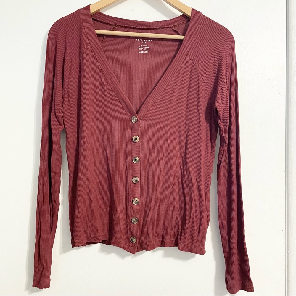 Button down ribbed cardigan top